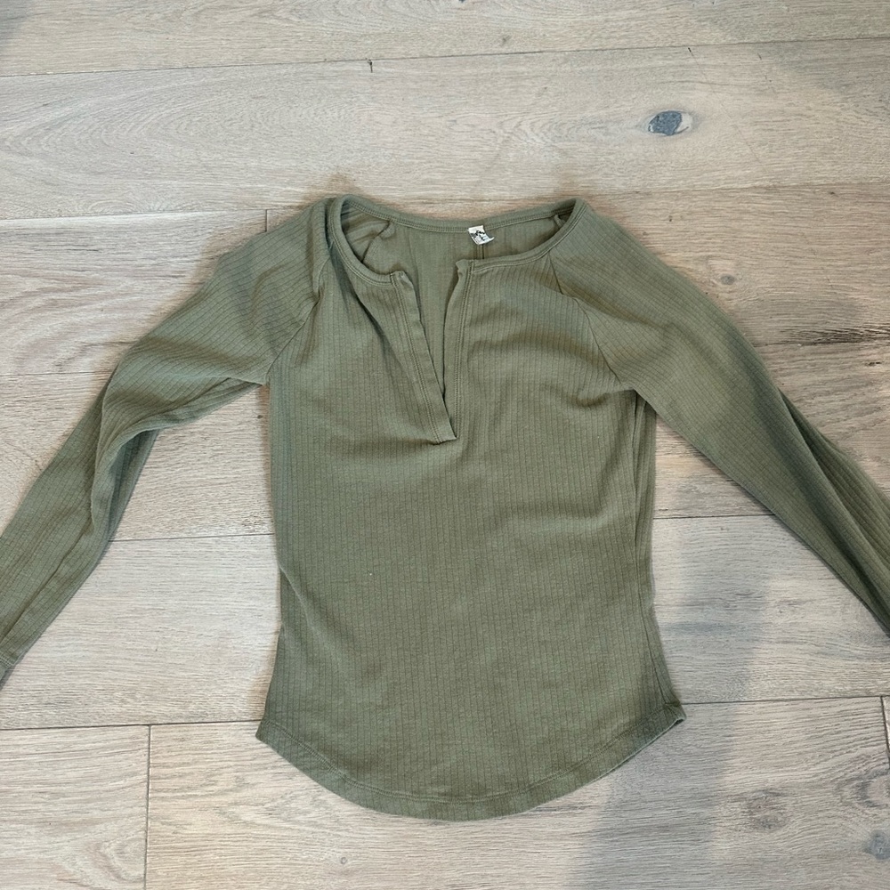 Free People Long Sleeve Layering Top - NEVER WORN